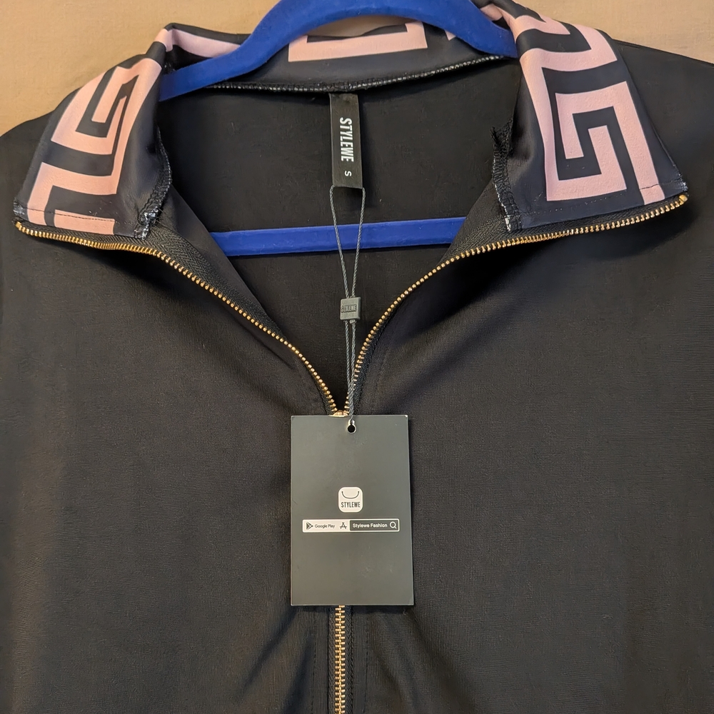 Black and Pink Women's Jacket - Picture 4 of 7